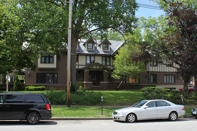 Front view of Sigma Chi Chapter House