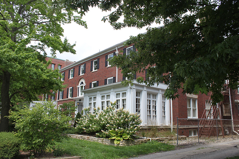 Alternate view of Gamma Phi Beta Chapter House